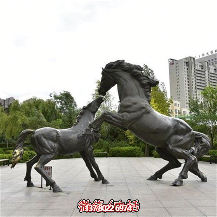 大型仿真動物駿馬不銹鋼雕塑，點綴城市廣場園林